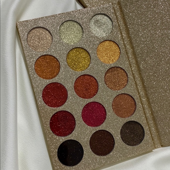 Kara Beauty Other - Kara Beauty Professional Eyeshadow Palette. New